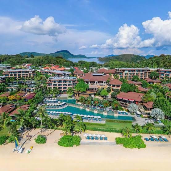 Thailand in Pure Luxury: A 5★ Escape