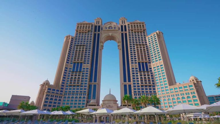LUXURY ALERT: RIXOS MARINA ABU DHABI + DUBAI DAY TRIP