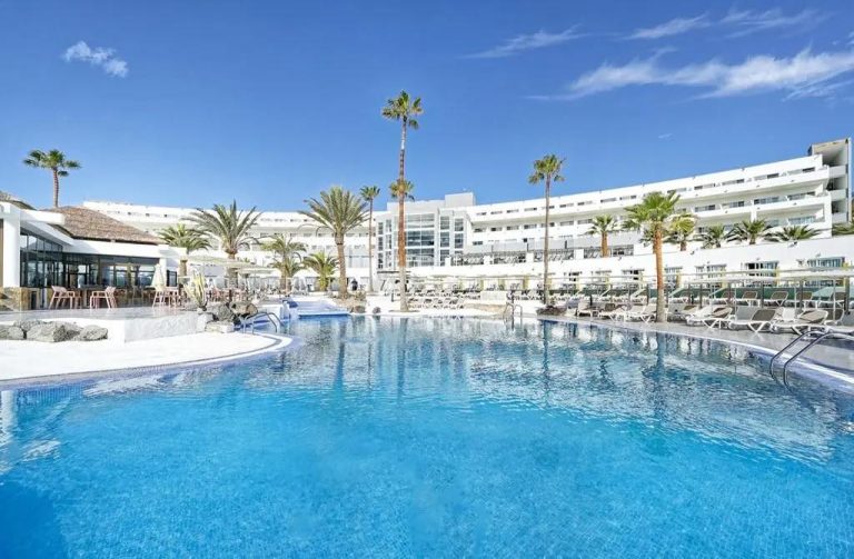 🌴 Spring Getaway: All Inclusive Stay in Fuerteventura! 🌴