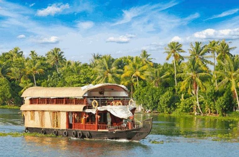 🌺 KERALA & INDIA’S BEAUTIFUL SOUTH 🌺