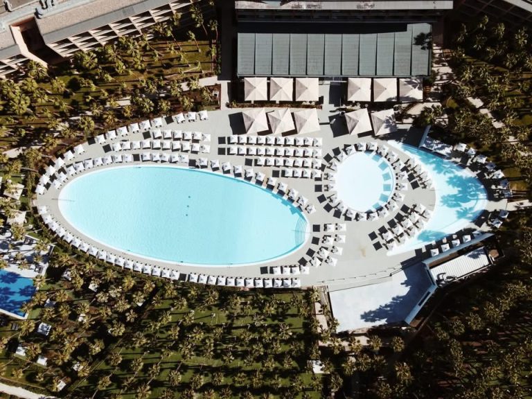 🏝️ EXCLUSIVE 5★ RETREAT IN ALGARVE 📚🍷