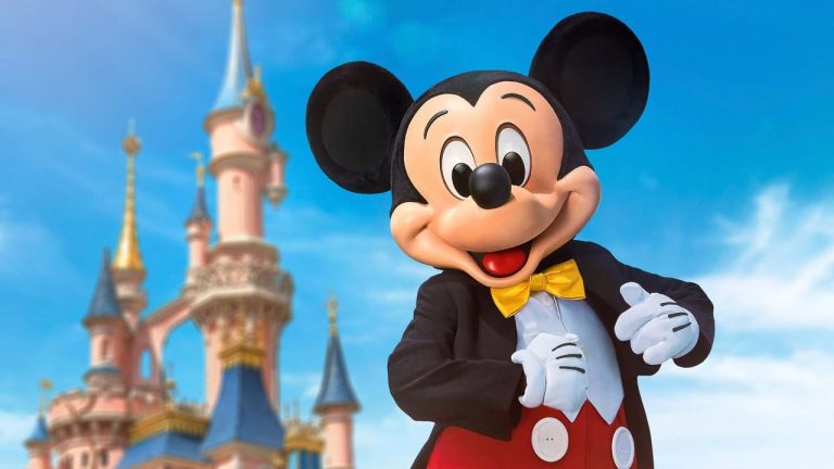 Disneyland® Paris Winter Magic for Just £18 PCM 🏰✨