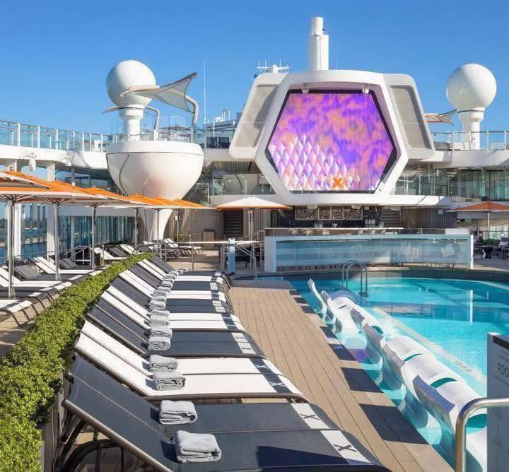 ULTIMATE SOUTHERN CARIBBEAN – 10 NIGHTS OF PURE LUXURY