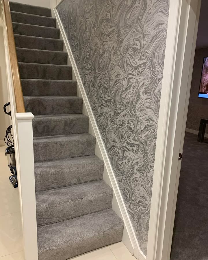 ❤️ SUPPORT LOCAL – A BUSINESS WE TRUST ❤️