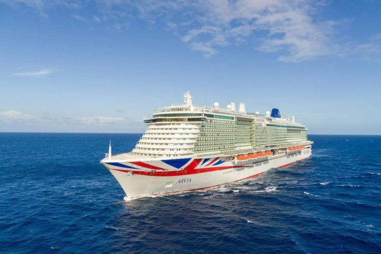 🚢 SUNSHINE CRUISE: ARVIA’S CARIBBEAN ESCAPE 🌴