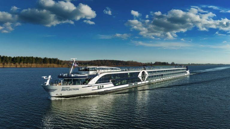 Budapest, Bratislava & Vienna: A Danube Discovery River Cruise